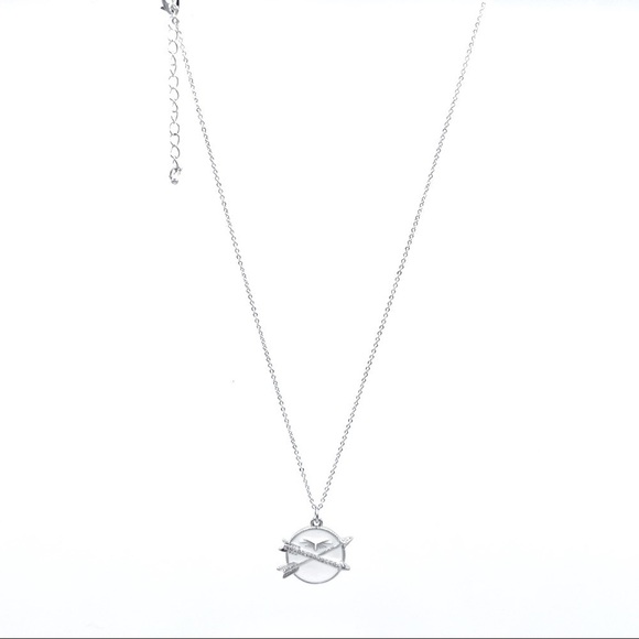 Silver Plated Chain With White Enamel Arrow Coin Charm - Picture 2 of 4